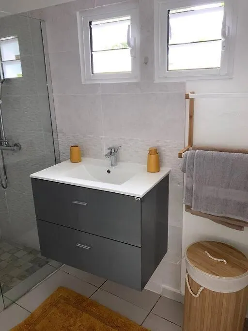 L'Oranger Paisible- T2 Bas De Villa Sainte-Anne  Apartamento Sainte-Anne (Grande-Terre)